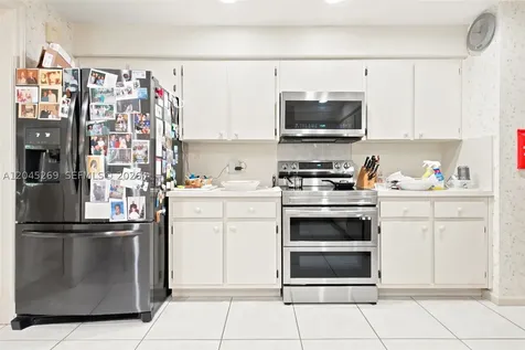 908 Cypress Terrace Pompano Beach FL 33069