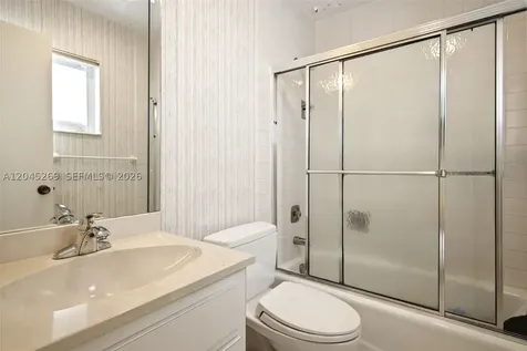 908 Cypress Terrace Pompano Beach FL 33069