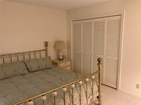 908 Cypress Terrace Pompano Beach FL 33069