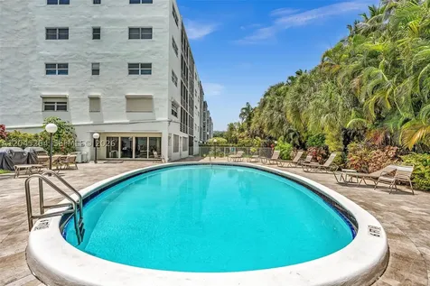 700 NE 14th Avenue Hallandale Beach FL 33009