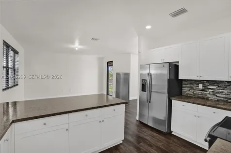 2502 NE 1st Street Homestead FL 33033