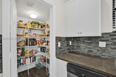 2502 NE 1st Street Homestead FL 33033