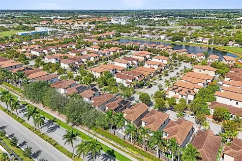 2502 NE 1st Street Homestead FL 33033