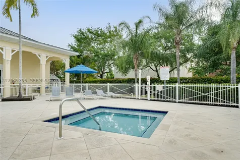 2502 NE 1st Street Homestead FL 33033
