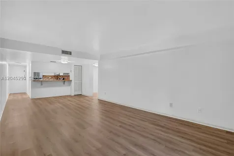 7420 SW 59th Avenue South Miami FL 33143