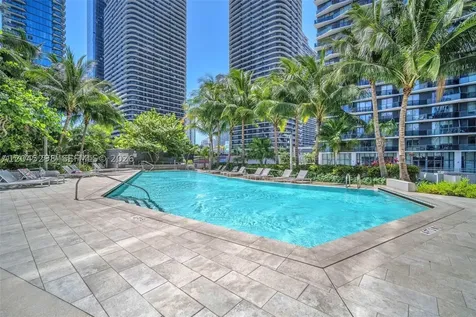88 SW 7th Street Miami FL 33130