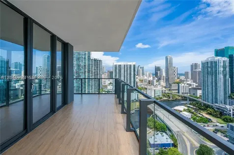 88 SW 7th Street Miami FL 33130