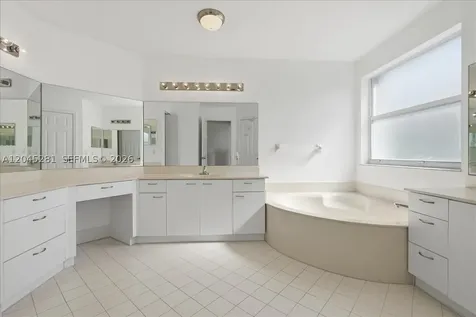 Pembroke Pines FL 33028