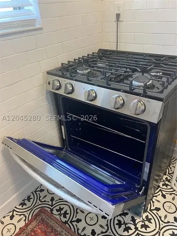 7720 Harding Avenue Miami Beach FL 33141