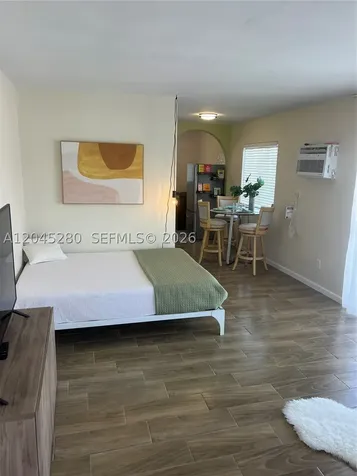 7720 Harding Avenue Miami Beach FL 33141
