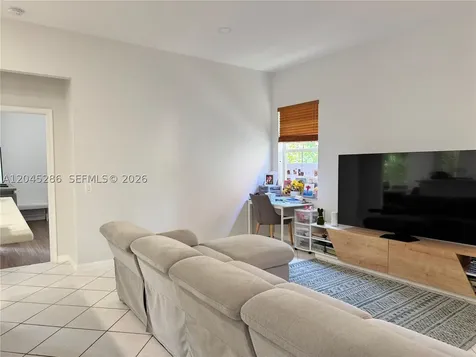 1074 Bluewood Terrace Weston FL 33327