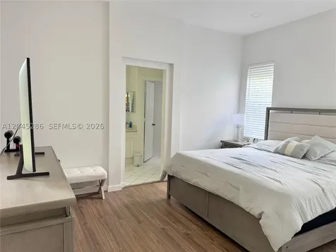 1074 Bluewood Terrace Weston FL 33327