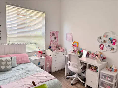 1074 Bluewood Terrace Weston FL 33327