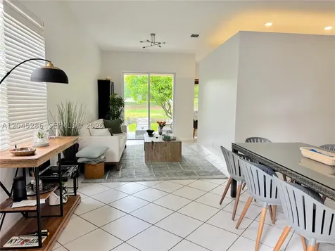 1074 Bluewood Terrace Weston FL 33327