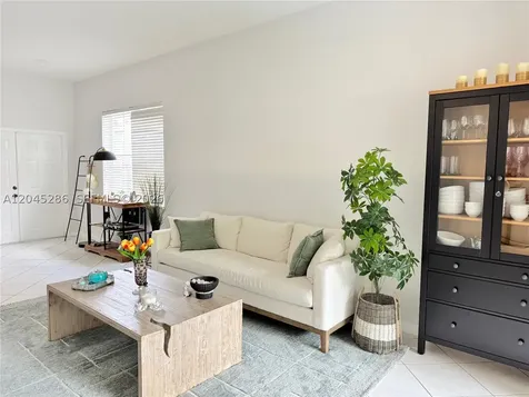 1074 Bluewood Terrace Weston FL 33327