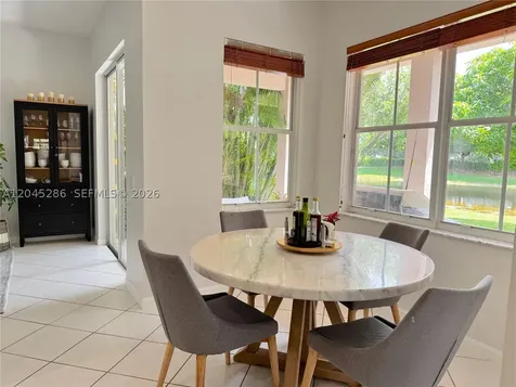 1074 Bluewood Terrace Weston FL 33327
