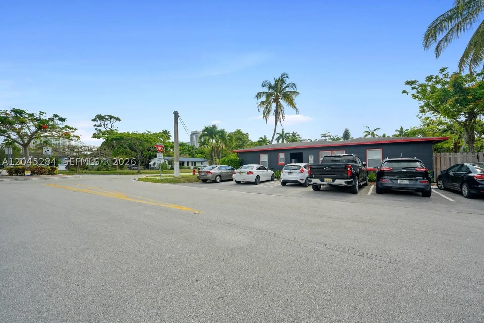 620 SW 7th St Unit 1-6 Fort Lauderdale FL 33315