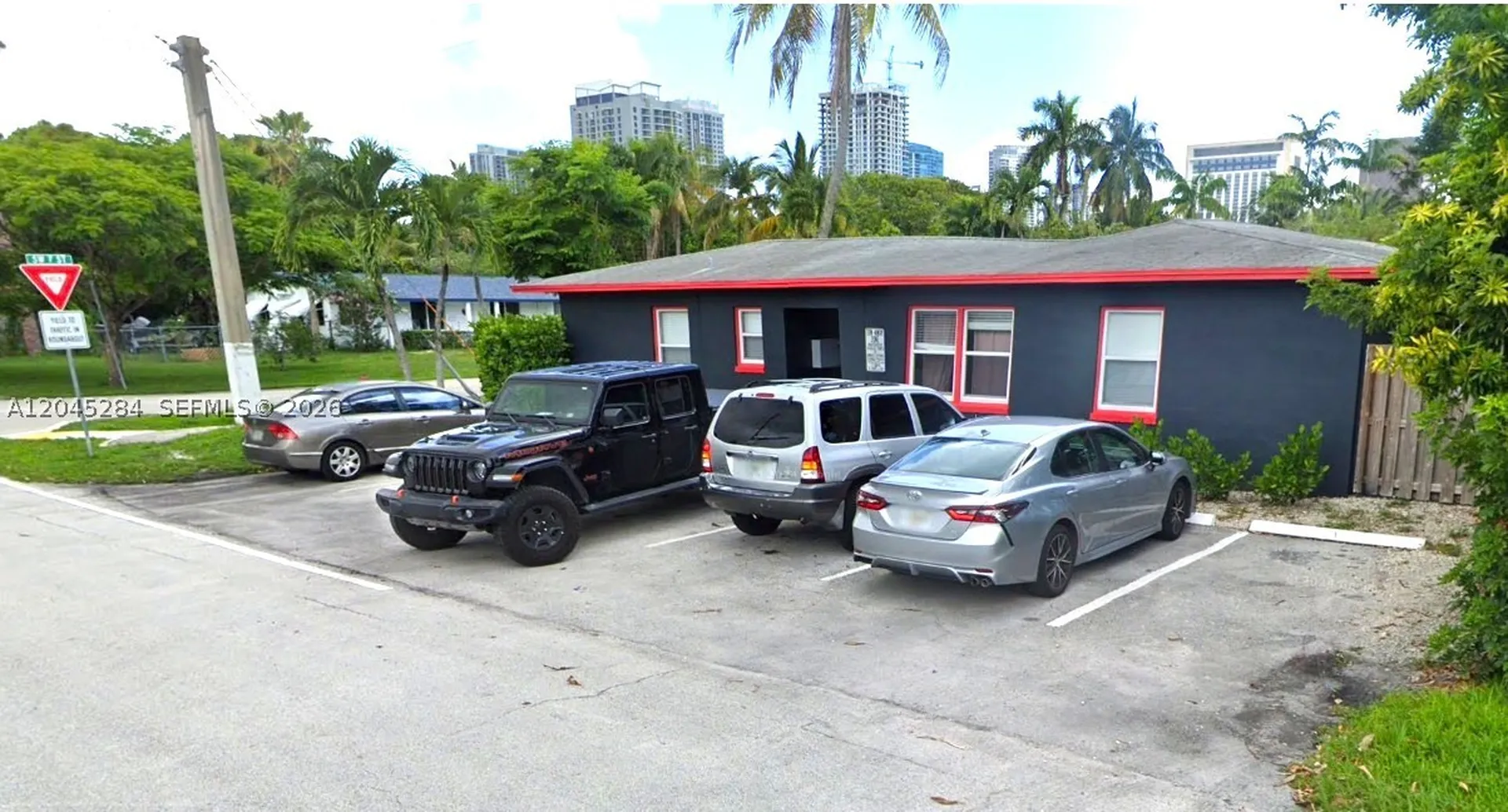 620 SW 7th St Unit 1-6 Fort Lauderdale FL 33315