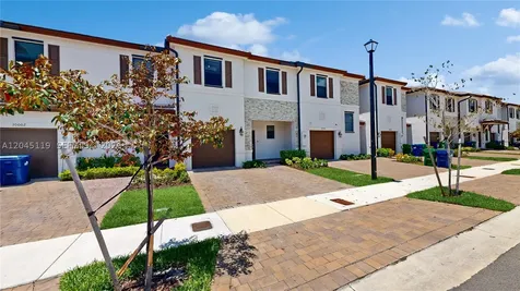 10004 SW 231st Lane Cutler Bay FL 33190