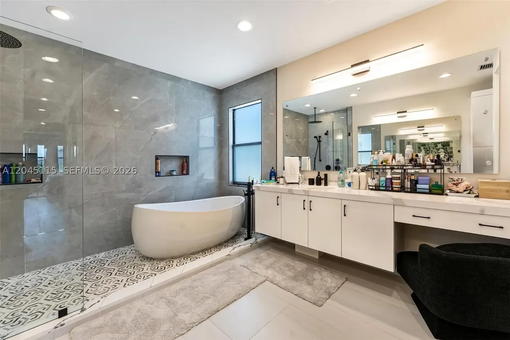 8524 Shoreacres Street Boca Raton FL 33434