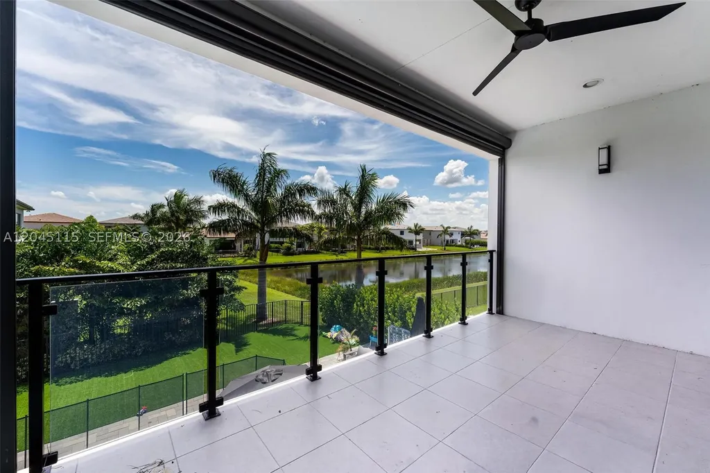 8524 Shoreacres Street Boca Raton FL 33434