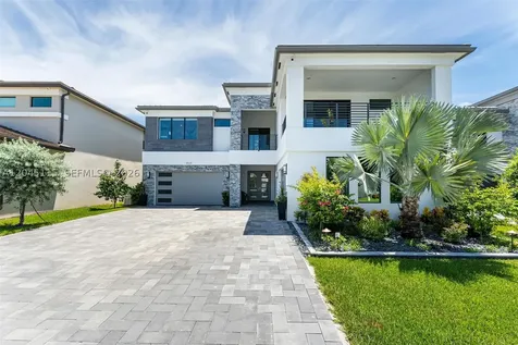 8524 Shoreacres Street Boca Raton FL 33434