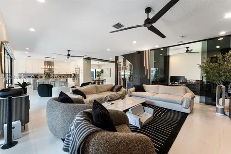 8524 Shoreacres Street Boca Raton FL 33434