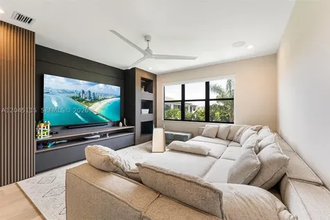 8524 Shoreacres Street Boca Raton FL 33434