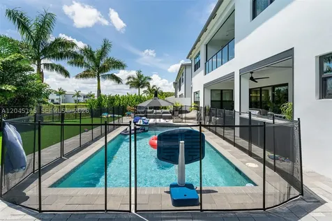 8524 Shoreacres Street Boca Raton FL 33434