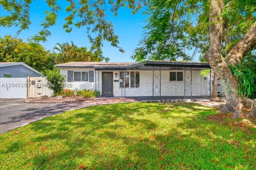 1131 N 75th Avenue Hollywood FL 33024