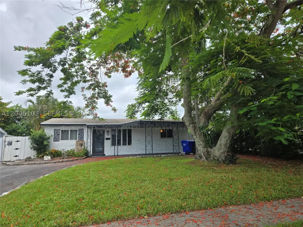 1131 N 75th Avenue Hollywood FL 33024