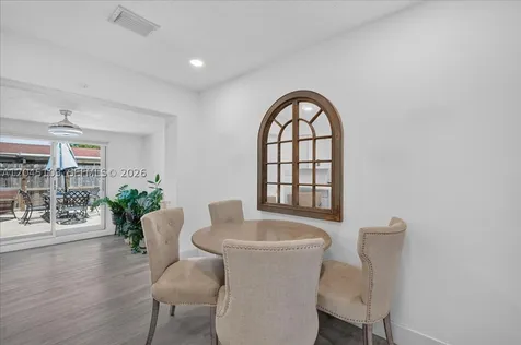 1131 N 75th Avenue Hollywood FL 33024