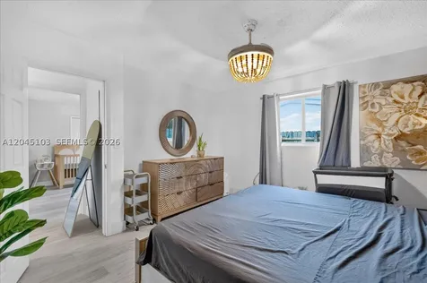 1131 N 75th Avenue Hollywood FL 33024