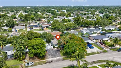 1131 N 75th Avenue Hollywood FL 33024