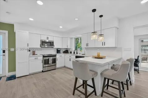 1131 N 75th Avenue Hollywood FL 33024