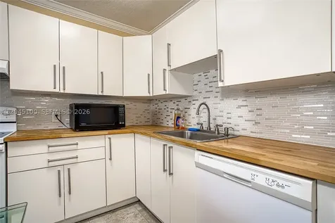 173 Ellesmere C Deerfield Beach FL 33442