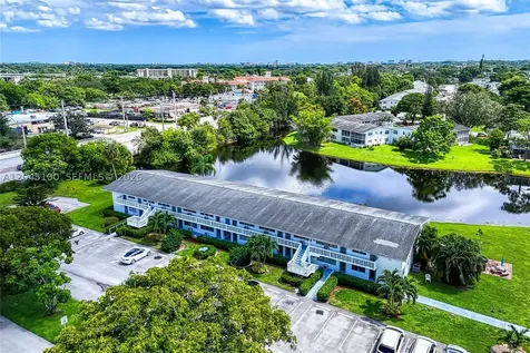 173 Ellesmere C Deerfield Beach FL 33442