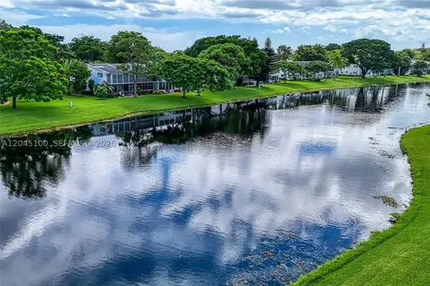 173 Ellesmere C Deerfield Beach FL 33442