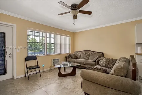 173 Ellesmere C Deerfield Beach FL 33442