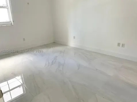 185 SE 14 Terrace Miami FL 33131