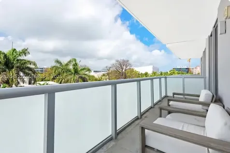 220 21st Street Miami Beach FL 33139