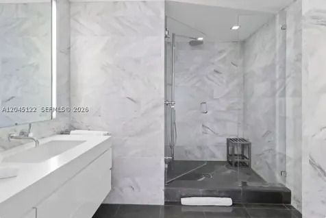 220 21st Street Miami Beach FL 33139