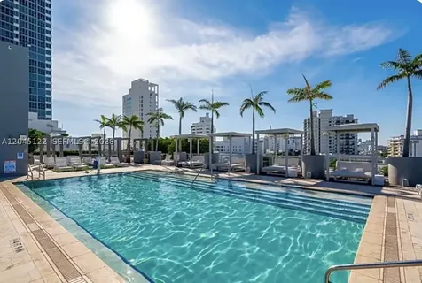 220 21st Street Miami Beach FL 33139