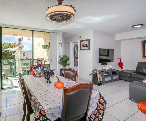 2055 SW 122nd Avenue Miami FL 33175