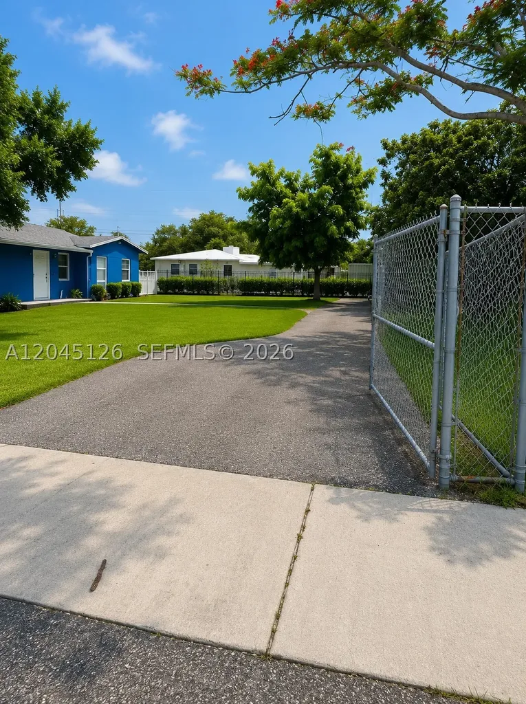 6145 Hayes Street Hollywood FL 33024