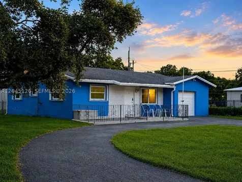 6145 Hayes Street Hollywood FL 33024