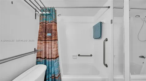 2861 Somerset Drive Lauderdale Lakes FL 33311