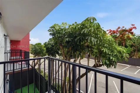 2520 N Andrews Avenue Wilton Manors FL 33311