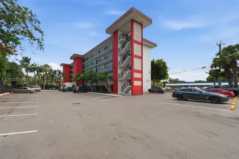 2520 N Andrews Avenue Wilton Manors FL 33311