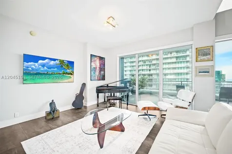 60 SW 13th Street Miami FL 33130